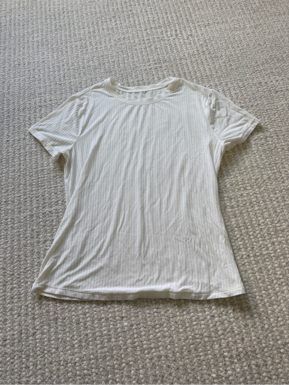 ALO Yoga Women's White Ribbed Short Sleeve Tee